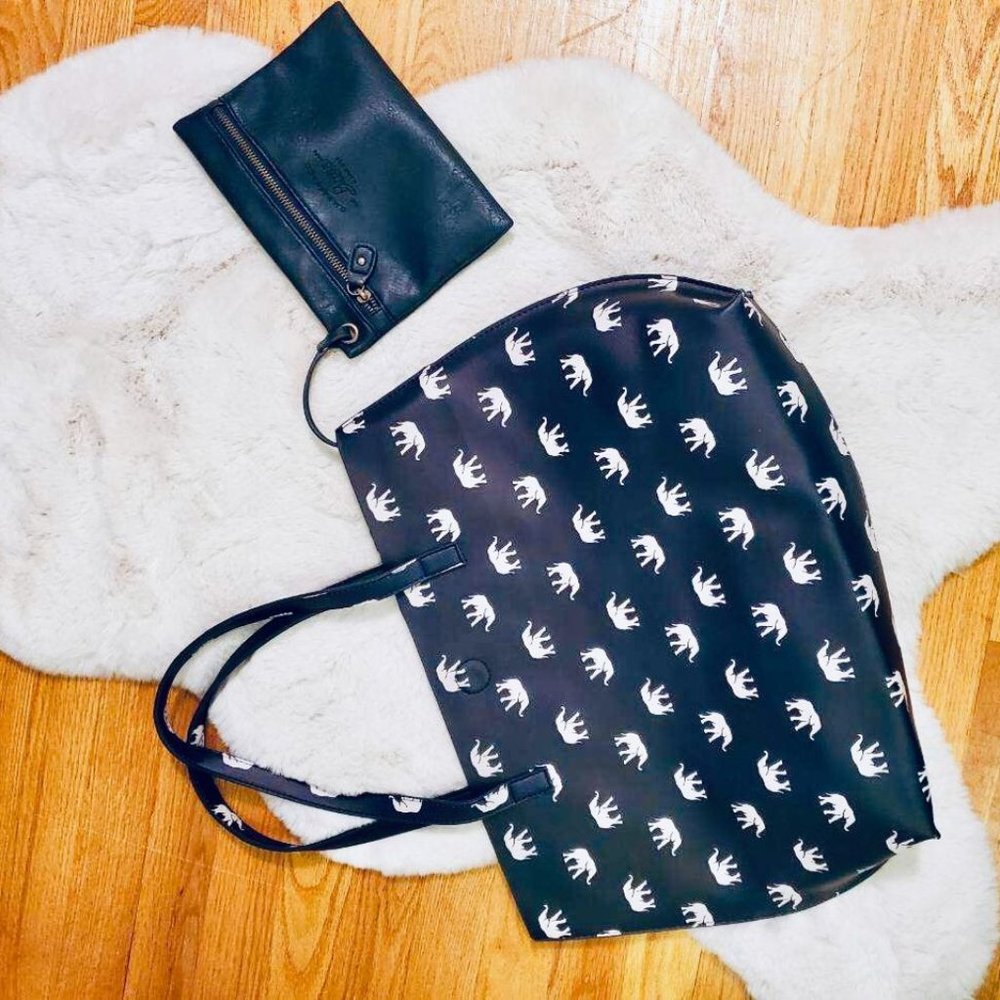 SOFIA Reversible Tote